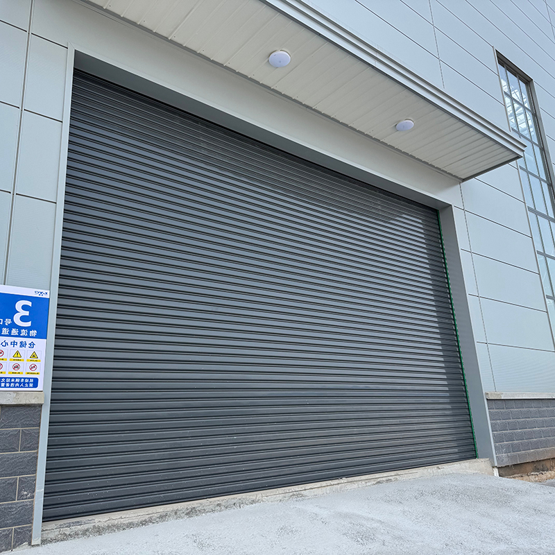 Thép nông nghiệp cuộn lên cửa