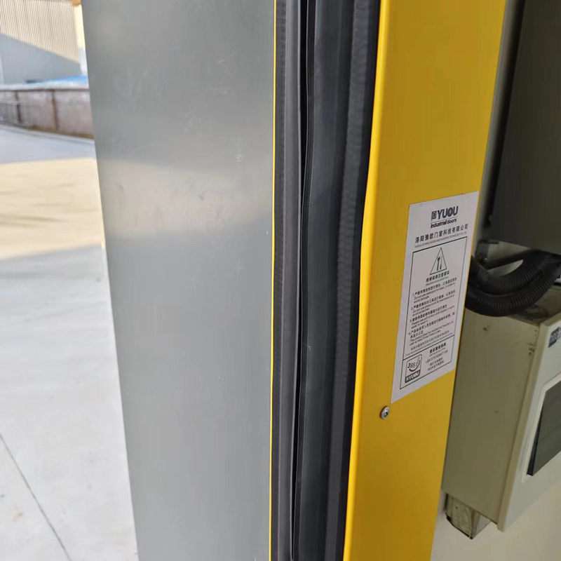 Cửa tốc độ cao PVC trong suốt